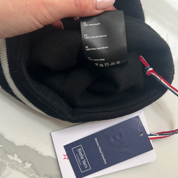 Perfect Moment Hat Unisex - Picture 4 of 5